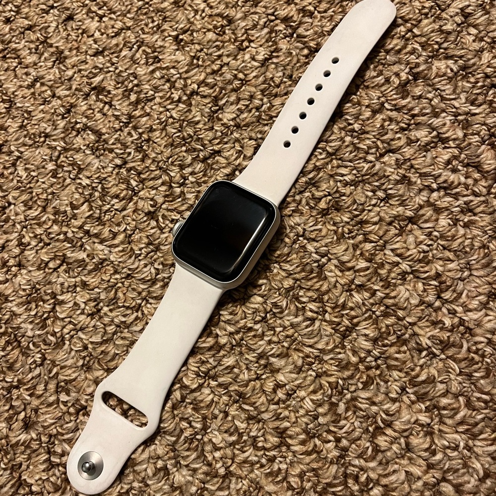 Apple Watch SE- 40mm Aluminum & Ceramic Case, GPS, LTE